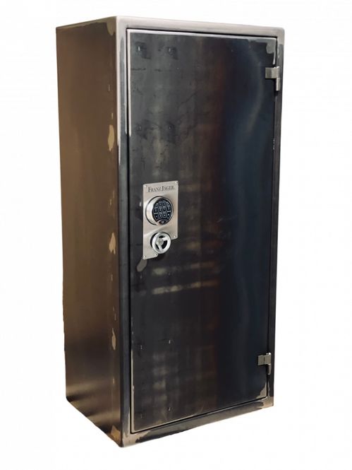 Huvudbild Franz Jäger Våpenskap 12/24 Dig Excl Raw 2026